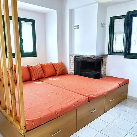 Marias Traditional House بيت للعطل